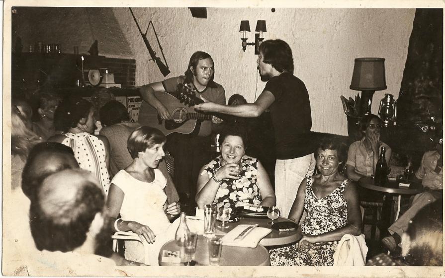 1976 soiree cabaret quatrina 
prubia